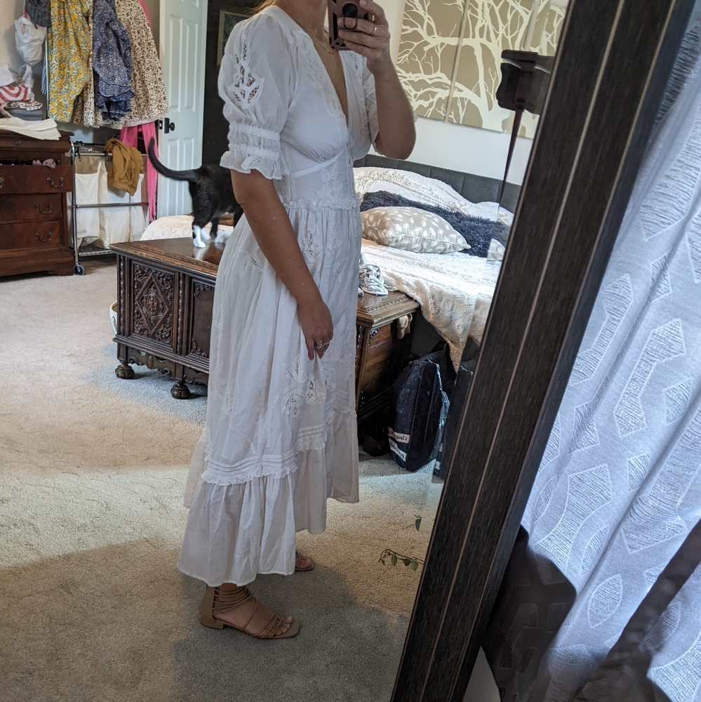 Cleobella White Eyelet V-Neck Midi Dress - Picture 4 of 16